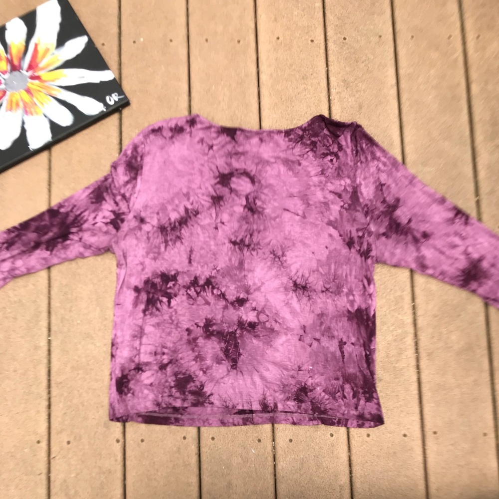 TIE DYE EMBELLISHED  3/4 SLEEVE TOP Ruby Rd - Picture 3 of 6